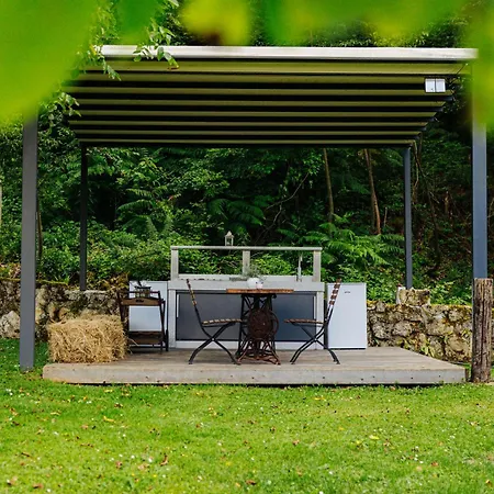 Gozdne Va Vrti Kostel