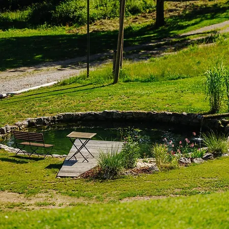 Glamping Gozdne Va Vrti