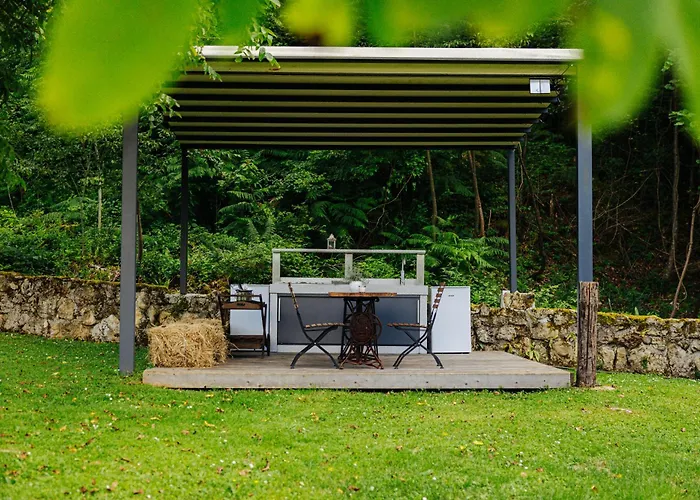 Gozdne Va Vrti Kostel