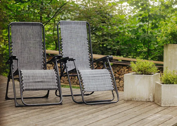 Gozdne Va Vrti Kostel