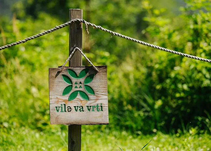 Gozdne Va Vrti Kostel